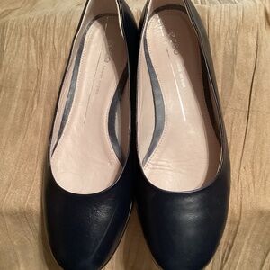 Ecco black flats